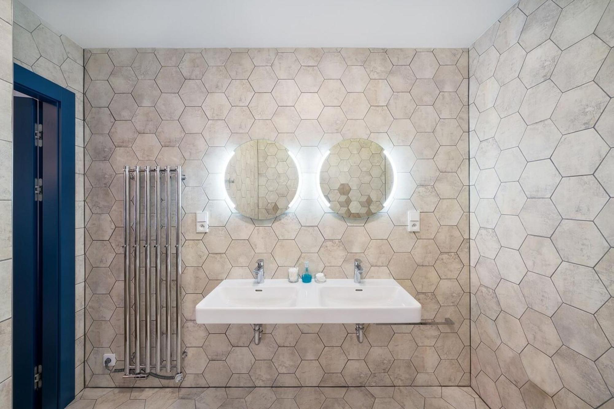Quiet City Center Apartment In Hip & Foodie Area Praha Exteriér fotografie
